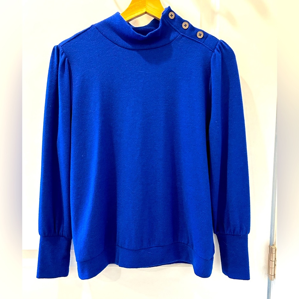 Banana Republic Long Sleeved Top